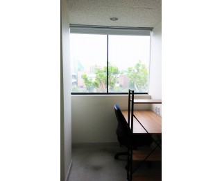 카페24창업센터 보라매점 1인실입니다^^ 보라매역에서 가깝습니다.