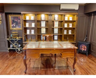 홍대입구 5,7,8번출구 도보2-3분 거리 사무실or작업실 500/85