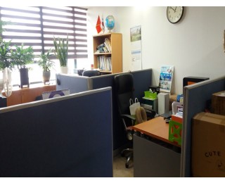 사무실 함께 쓰실분 한분만 모십니다~