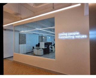 강남 역삼역 사무실공유/오피스쉐어 (80-90평/노출천장/1번출구6분거리)