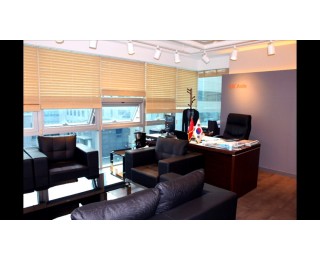 대한민국 최고의 위치인 테헤란로에 소재하는 사무실을 함께 사용하실 분을 구합니다.