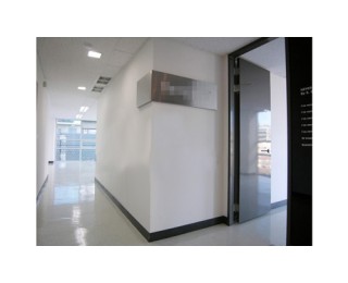 역삼동 2010년 신축건물 2~5명 공동사용하실분 구합니다.