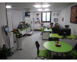 종각역 부근 일반사무실 공유합니다.