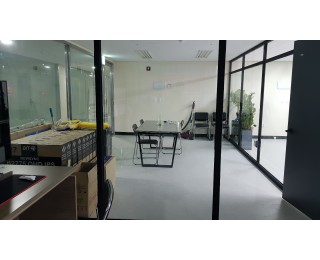 5호선 발산역 사무실 함께 사용하실분 모십니다.