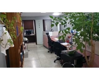 사무실쉐어 합니다.