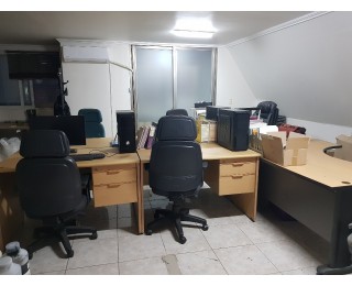 7호선 논현역 1번출구 일반 사무실 돌립공간에서 사용