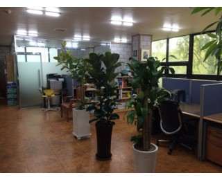 양재천에 위치한 쾌적한 사무실로 모십니다.