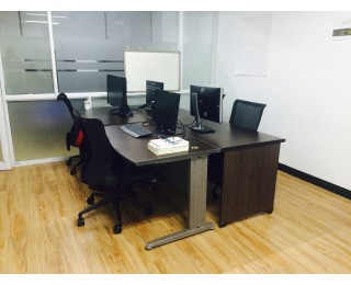 모던하고 깔끔한 오피스 쉐어! 신촌역 5분 거리★