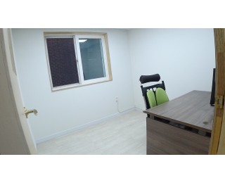 2호선, 홍대역 5분거리, 1인용 독립된 오피스룸 쉐어합니다. 35만원