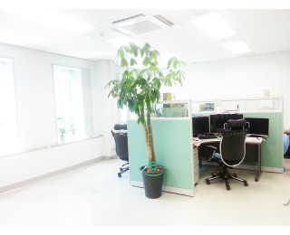 쾌적한 오피스 쉐어 합니다~