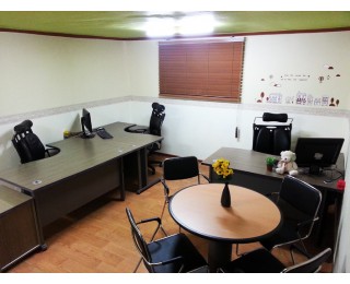 군자역 5분 거리 조용한 사무실을 공유합니다. (10만원)