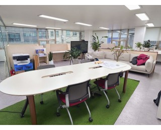 [공유오피스] 양재시민의숲역2번출구 도보 30초 내 거리