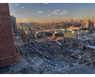 교통편 편한 서울역앞에 있는 사무실 자리를 공유합니다.