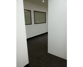 강남역 뱅뱅사거리 근처 깔끔한 인테리어 회사 사무실 공유합니다.