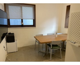 신사동 가로수길 쾌적하고 카페같은 사무실 쉐어합니다~(월30, 단독회의실有)