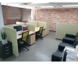 깨끗한 사무실 함께 분리 사용 하실분