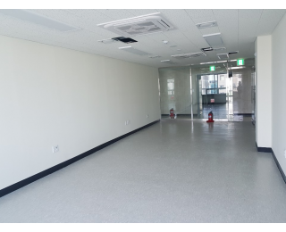 5호선 마곡역 바로 앞에 있는 사무실 같이 사용하실분 구해요~~