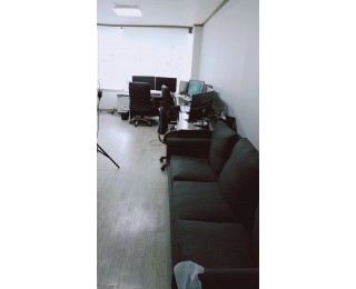 잠실 종합운동장역 사거리 대로변 상주인원없는 사무실 쉐어하실분 구합니다 (컴퓨터/촬영집기등 무상사용)