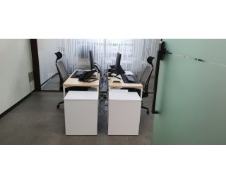 가산역 도보 10분 위치 사무실 공유합니다.