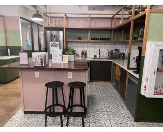 강남역 위워크 (강남역 도보 1분) 4인실 양도합니다.