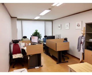 잠실 종합운동장 사거리에 위치한 오피스텔입니다. (월18만원)