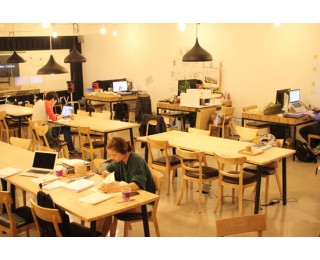 강남역 1번출구 1분거리, 세련된 인테리어 아이디어팩토리