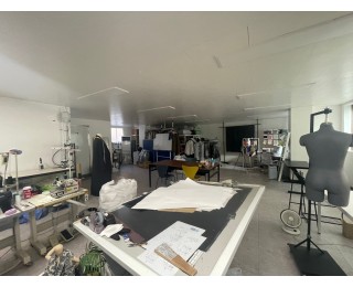 동대문 종합시장 건너편 디자인/샘플사 등 쉐어하실분 구합니다.