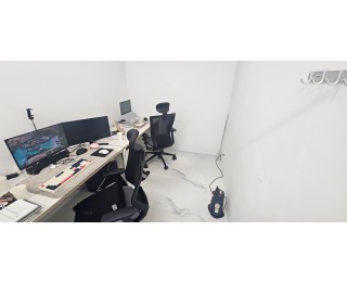 7호선 먹골역 바로 앞에 있는 2인 공유사무실 함께 쓰실 분 찾습니당