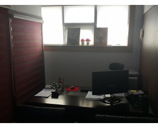 [신논현역] 9호선 신논현역 1번출구 도보 3분거리 사무실쉐어 하실분 구합니다